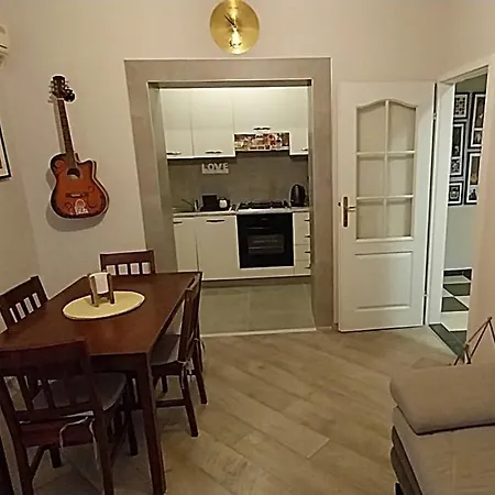 Rock Palace Appartement *