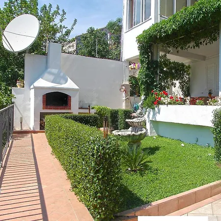 Apartmán Rock Palace *